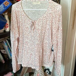 NWT Lucky Brand top.